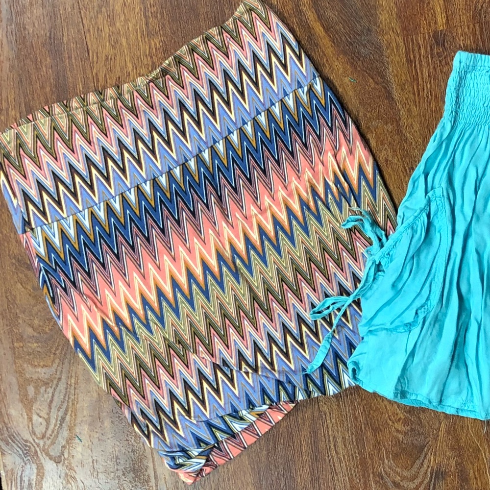 Aztec body con mini skirt